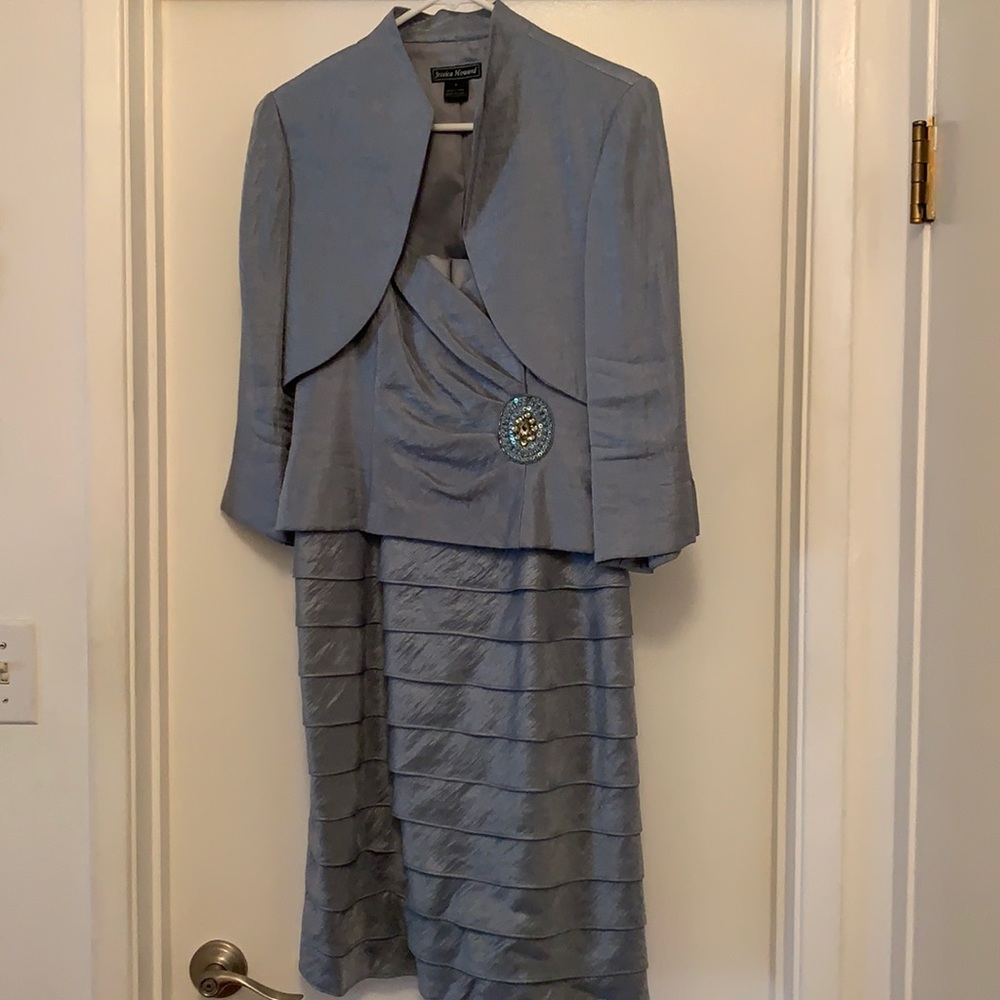 Steal! Great deal!Worn once!